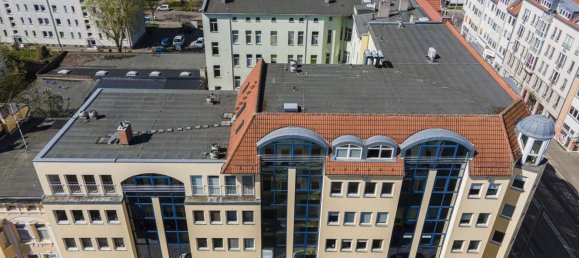 662m² Building in Magdeburg, Germany No. 55456 2