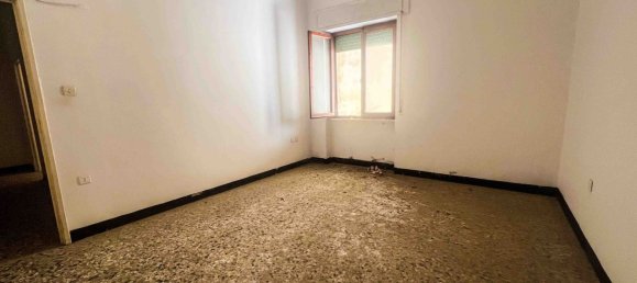 2 rooms Apartment in Cecina, Italy No. 292923 3