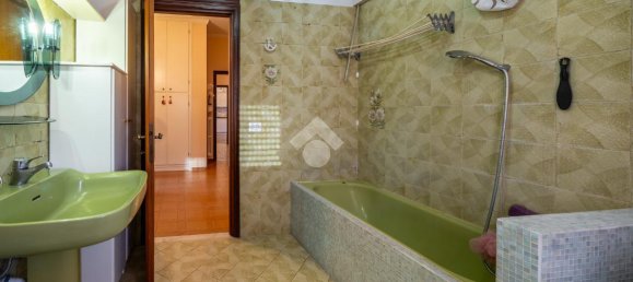 4 rooms Villa in Reggio Emilia, Italy No. 4716 13