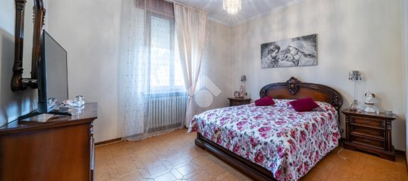 4 rooms Villa in Reggio Emilia, Italy No. 4716 12