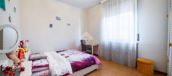 4 rooms Villa in Reggio Emilia, Italy No. 4716 10