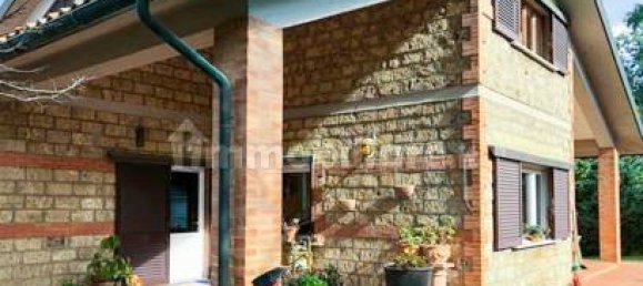 Propiedad comercial de 5 habitaciónes en Massa Marittima, Italy No. 168762 7