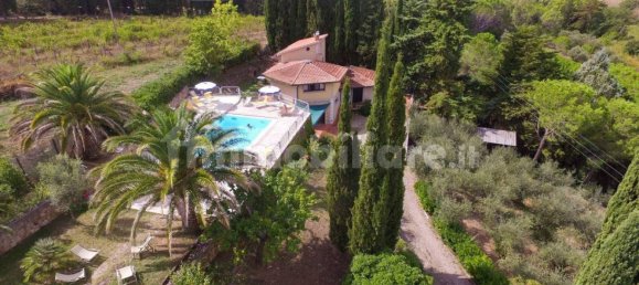 Propiedad comercial de 5 habitaciónes en Massa Marittima, Italy No. 168762 11