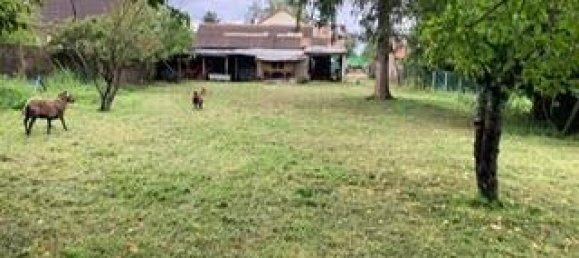 Земельный участок 2200м² в Бурж, Франция № 224250 3