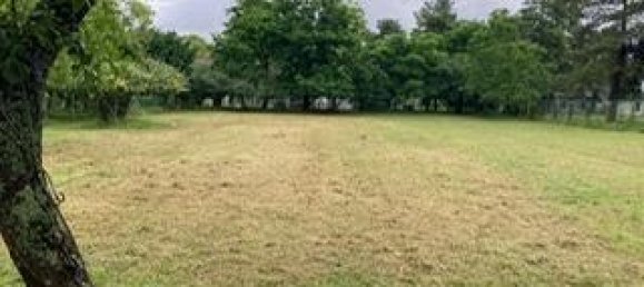 Земельный участок 2200м² в Бурж, Франция № 224250 2