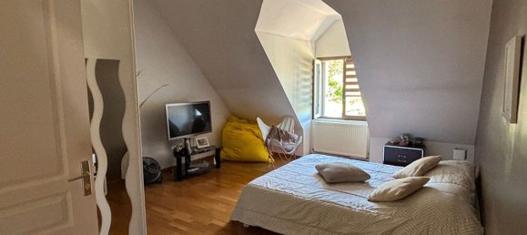 4 bedrooms House in Chateauroux, France No. 332899 5