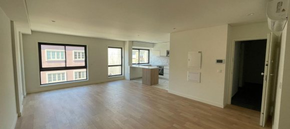 3 bedrooms Condo in Porto, Portugal No. 6793 3