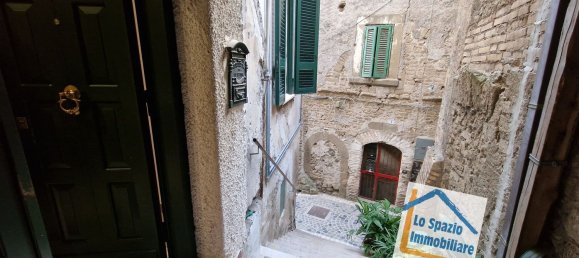 3-Zimmer Wohnung in Cave, Italy, Nr. 172499 6