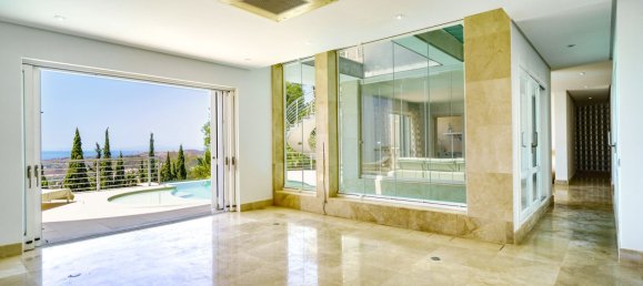 5 chambres Villa à El Madronal, Spain No. 19562 33