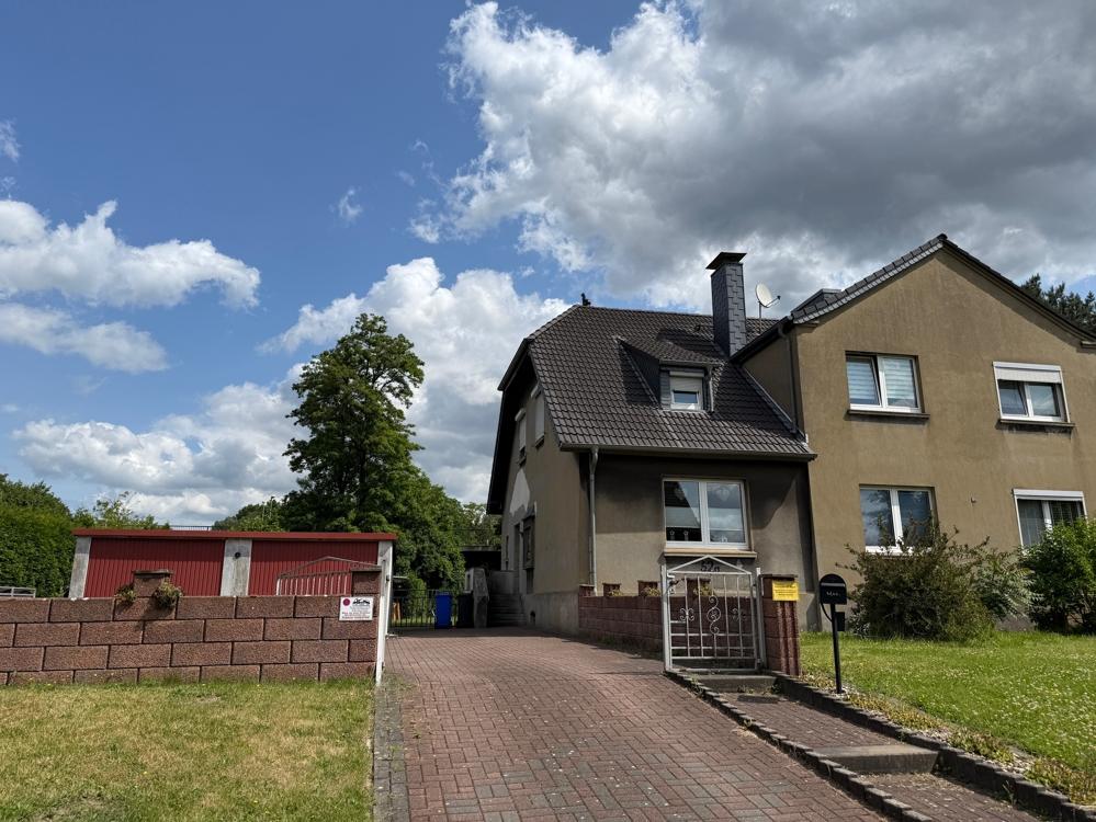 4 rooms Townhouse in Recklinghausen, Germany No. 285094