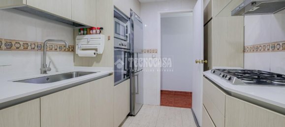 4 bedrooms Apartment in Barcelona, Spain No. 178865 21