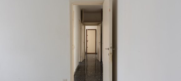3 rooms Apartment in Milan, Italy No. 338168 34