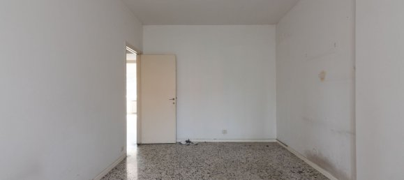3 rooms Apartment in Milan, Italy No. 338168 33