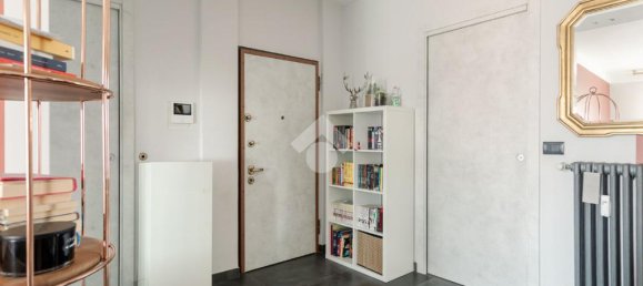 4-salle Appartement à Sesto San Giovanni, Italy No. 329577 11