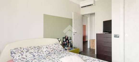 4-salle Appartement à Sesto San Giovanni, Italy No. 329577 21