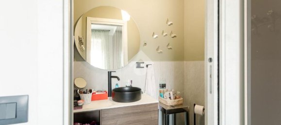 4-salle Appartement à Sesto San Giovanni, Italy No. 329577 17