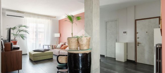 4-salle Appartement à Sesto San Giovanni, Italy No. 329577 7