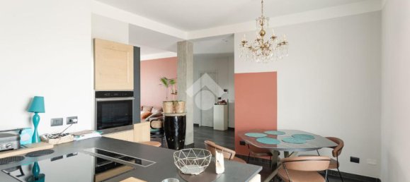 4-salle Appartement à Sesto San Giovanni, Italy No. 329577 2