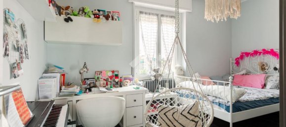 4-salle Appartement à Sesto San Giovanni, Italy No. 329577 20