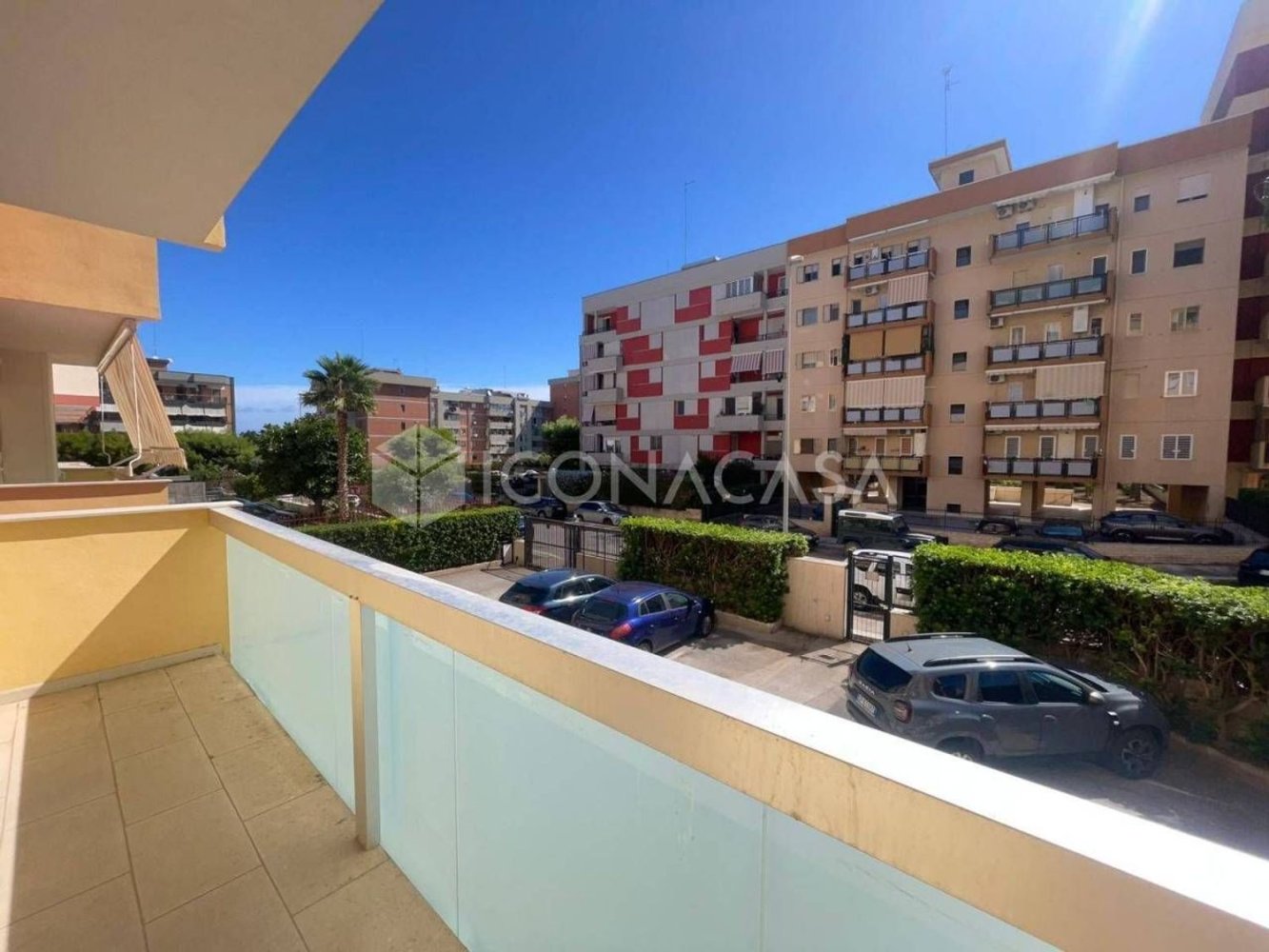 Apartamento T5 em Bari, Italy N.º 336737