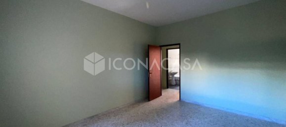 Apartamento T5 em Bari, Italy N.º 336737 28
