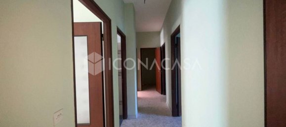 Apartamento T5 em Bari, Italy N.º 336737 21