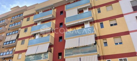 Apartamento T5 em Bari, Italy N.º 336737 29