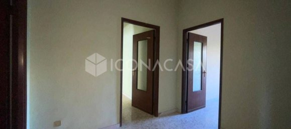 Apartamento T5 em Bari, Italy N.º 336737 2
