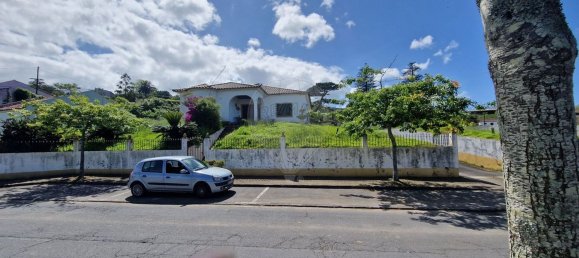 3 bedrooms House in Ponta Delgada, Portugal No. 175003 4