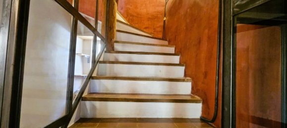 2 Schlafzimmer Stadthaus in Cucuron, France, Nr. 298036 3