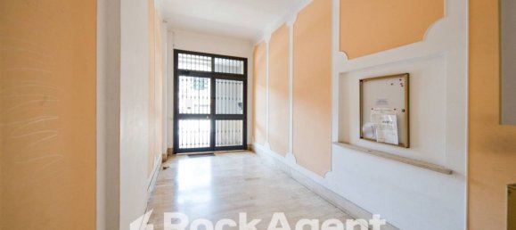 Квартира с 2 спальнями в Генуя, Италия № 337203 13