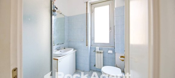 Квартира с 2 спальнями в Генуя, Италия № 337203 10