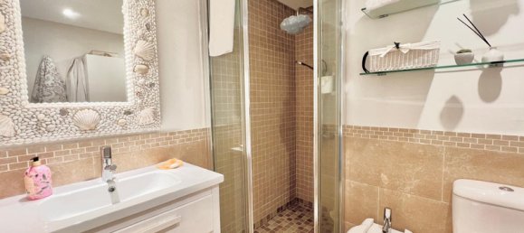 Apartamento de 2 dormitorios en Marbella, Spain No. 39144 14