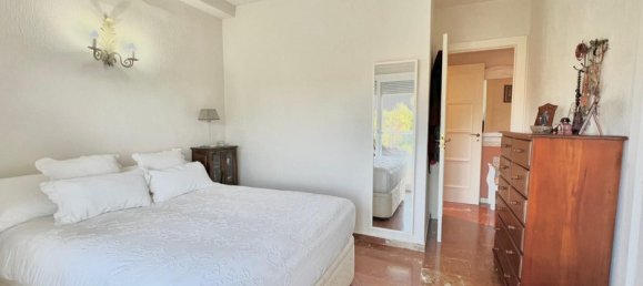 Apartamento de 2 dormitorios en Marbella, Spain No. 39144 10