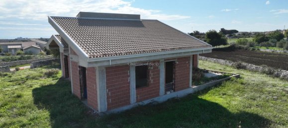 Casa de 5 habitaciónes en Modica, Italy No. 234376 10