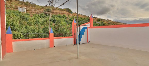 3 bedrooms House in Competa, Spain No. 54826 9