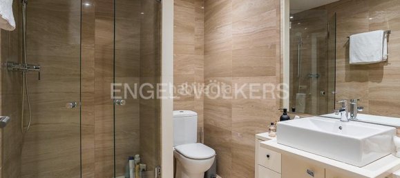 Apartamento de 4 dormitorios en Eixample, Spain No. 24313 8
