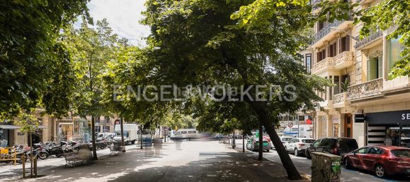 Apartamento de 4 dormitorios en Eixample, Spain No. 24313 21