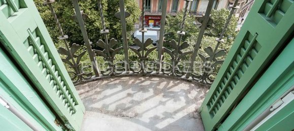 Apartamento de 4 dormitorios en Eixample, Spain No. 24313 30