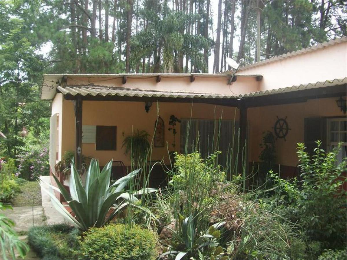 Casa de 4 dormitorios en Sao Paulo, Brazil No. 596675