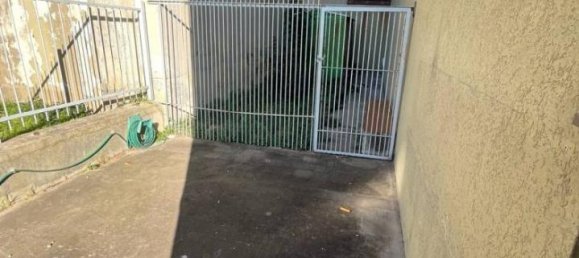 2 rooms Apartment in Genoa, Italy No. 117602 4