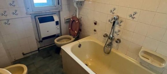 2 rooms Apartment in Genoa, Italy No. 117602 17