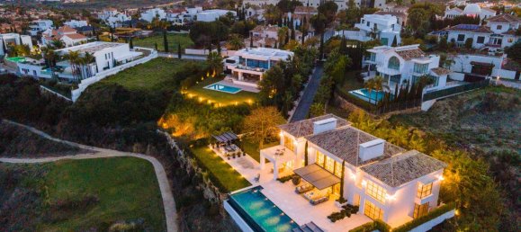 Вилла с 6 спальнями в Бенахавис, Испания № 2997 10