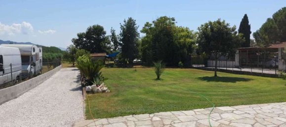 Villa de 11 habitaciónes en Sarzana, Italy No. 194093 2