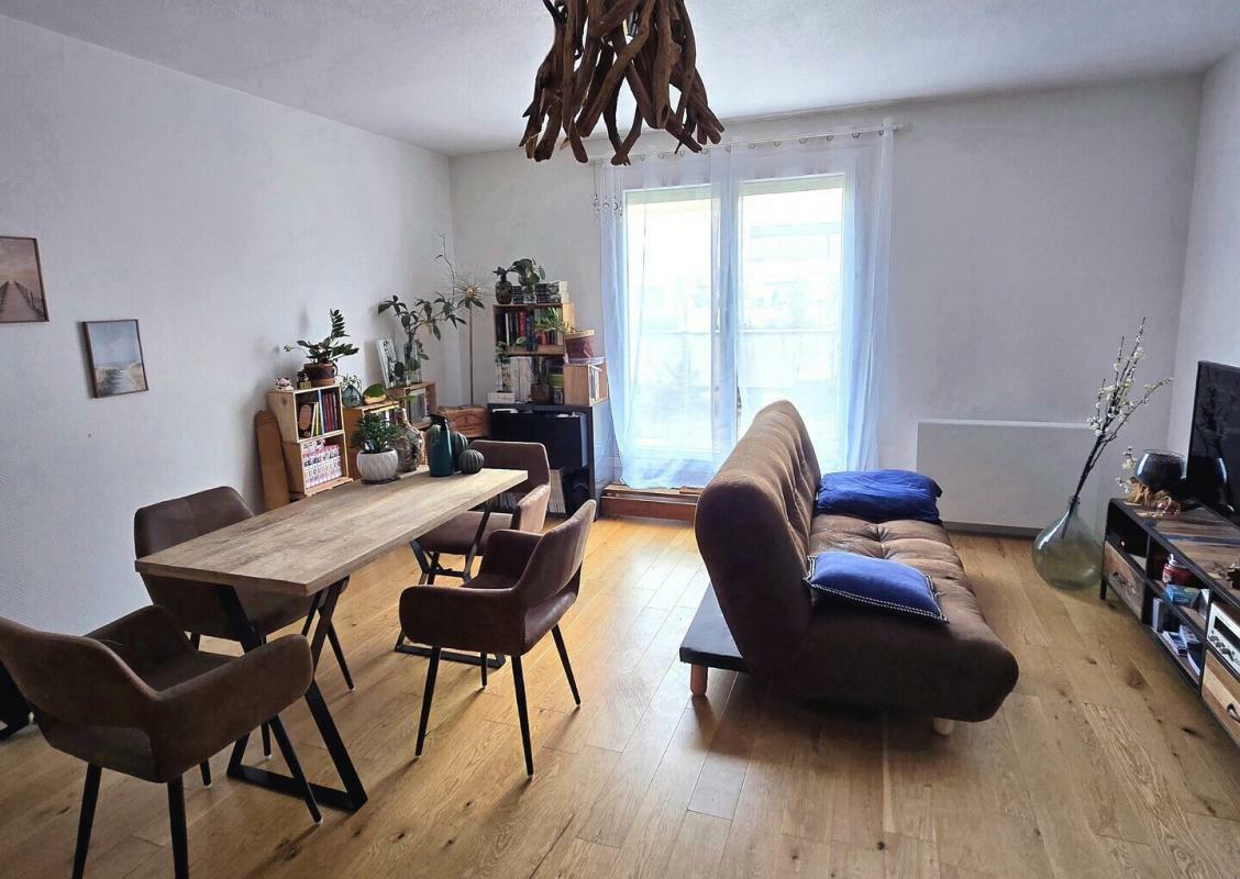 Квартира с 1 спальней в Флуарак, Франция № 276678