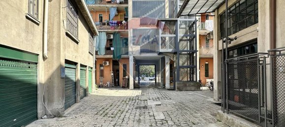 7-salle Propriété commerciale à Milan, Italy No. 362044 9