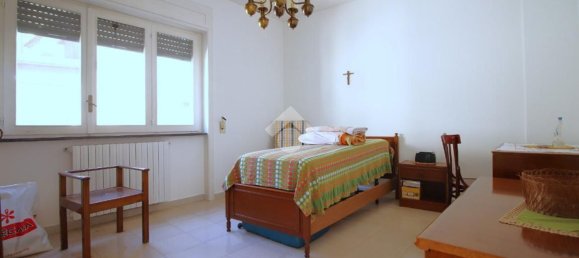 4 rooms House in Fisciano, Italy No. 172944 24