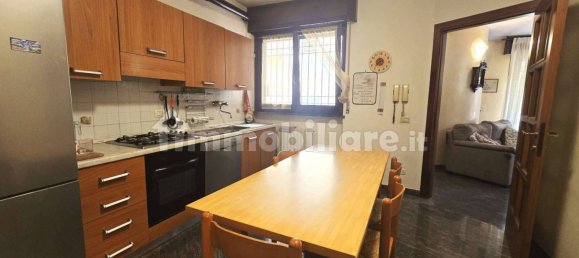 2 bedrooms Apartment in Verona, Italy No. 322718 9