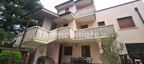 2 bedrooms Apartment in Verona, Italy No. 322718 5