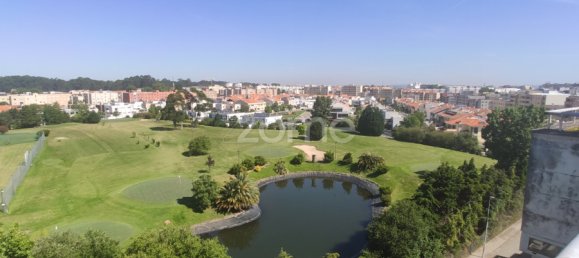 4 bedrooms Duplex in Senhora da Hora, Portugal No. 38151 3